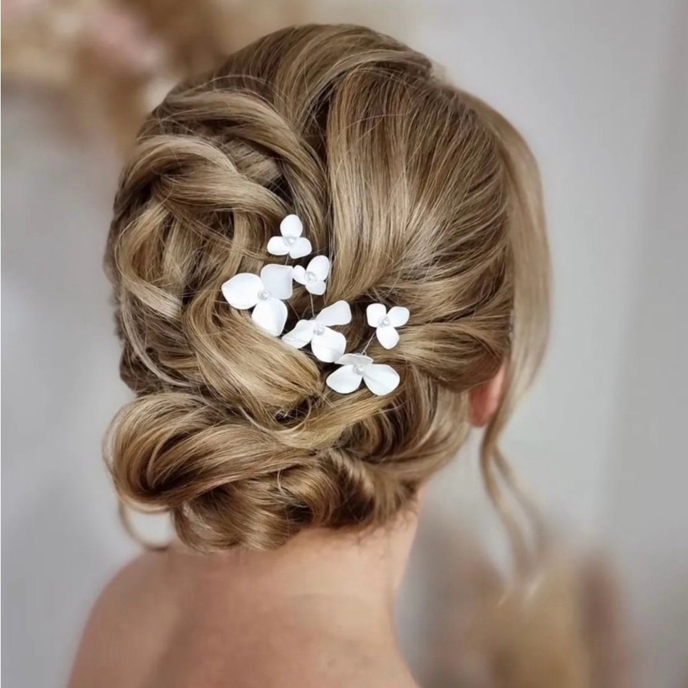 Bridal hair pins - never worn